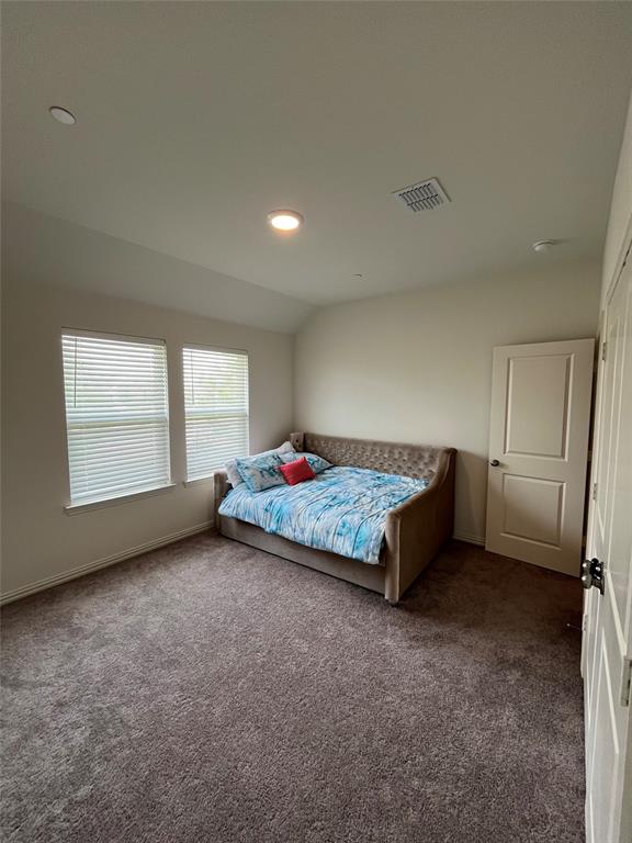 980 Emil Place Property Photo 5