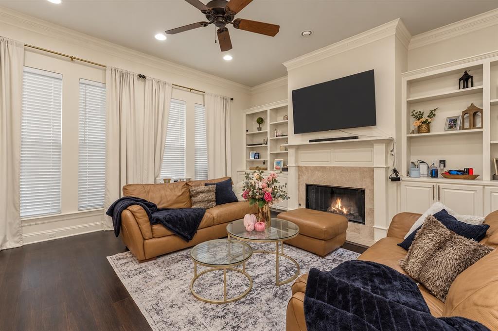 378 Saint Charles Boulevard Property Photo 8