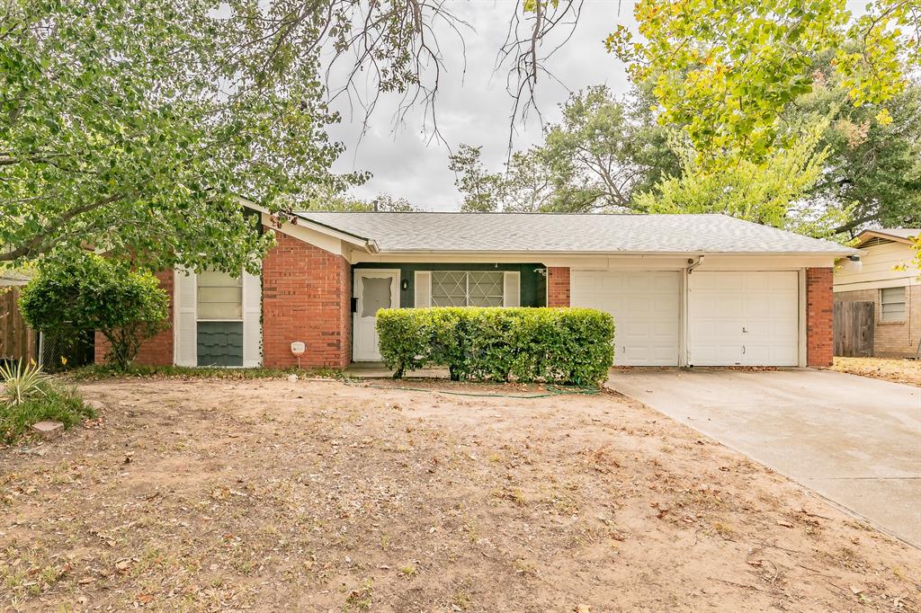 7412 Meadowcrest Drive Property Photo 1