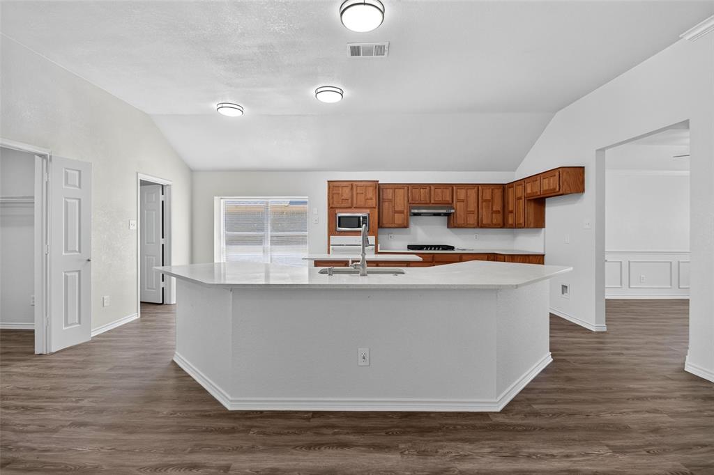 1101 Boyd Drive Property Photo 4