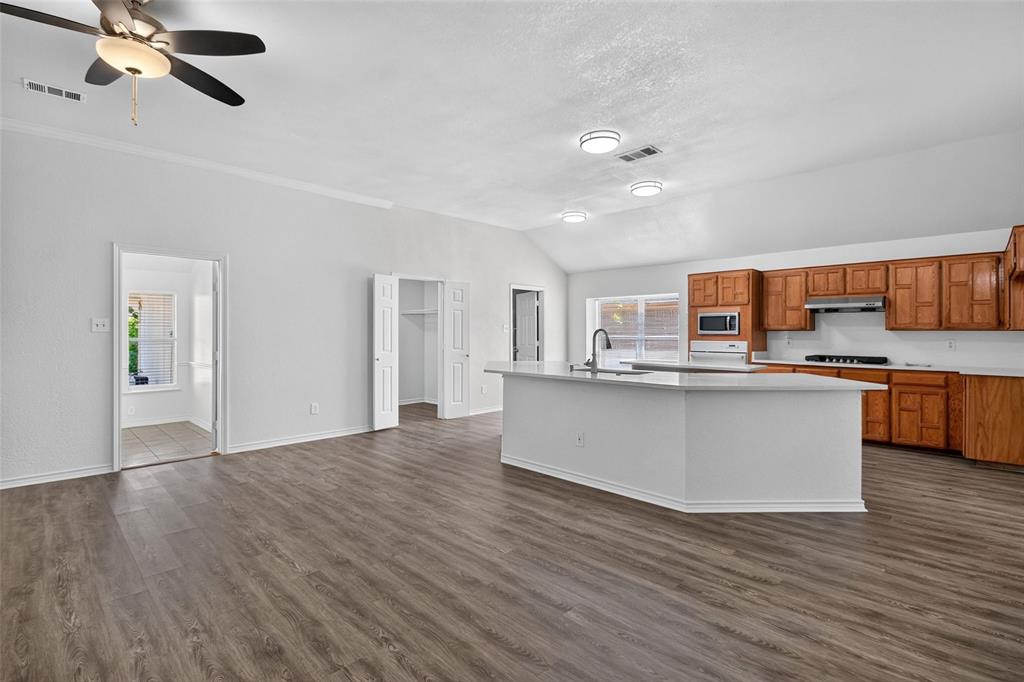 1101 Boyd Drive Property Photo 5