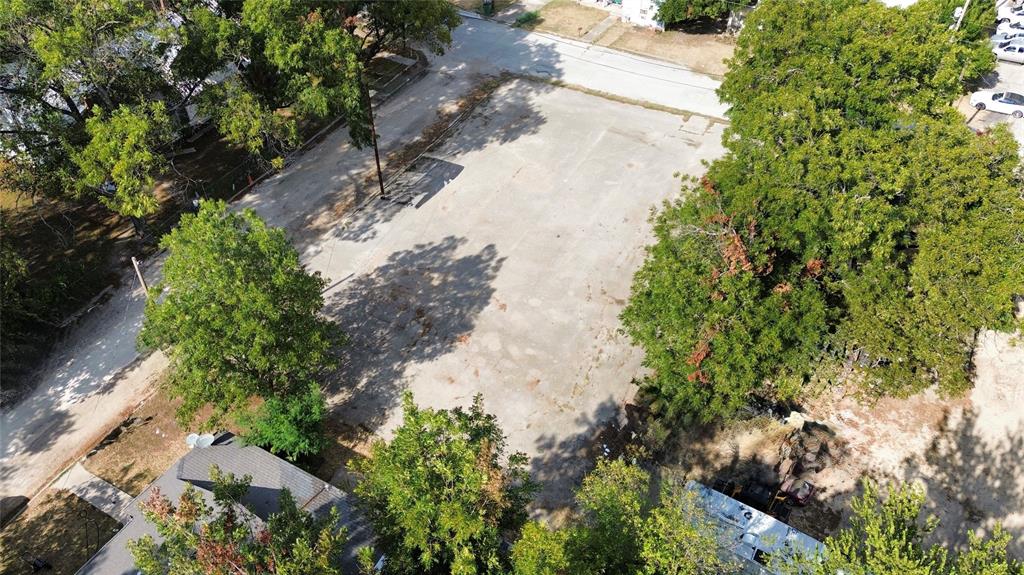 203 S Avenue H Property Photo 5