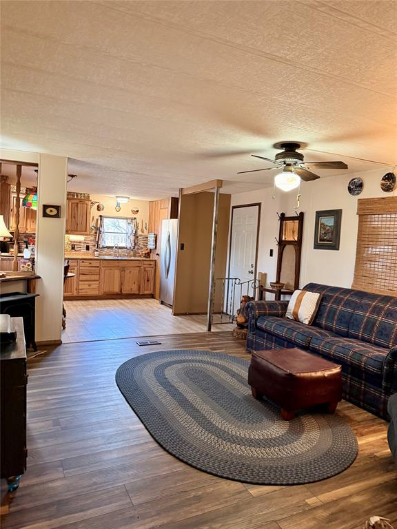 177 County Road 1556 Property Photo 4