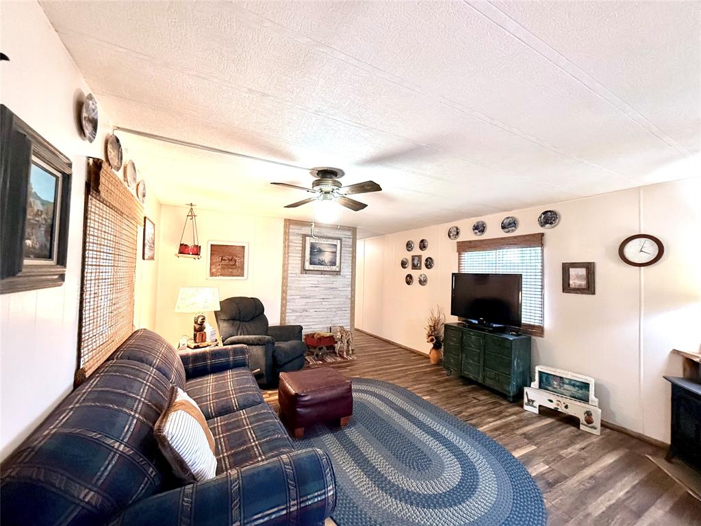 177 County Road 1556 Property Photo 10