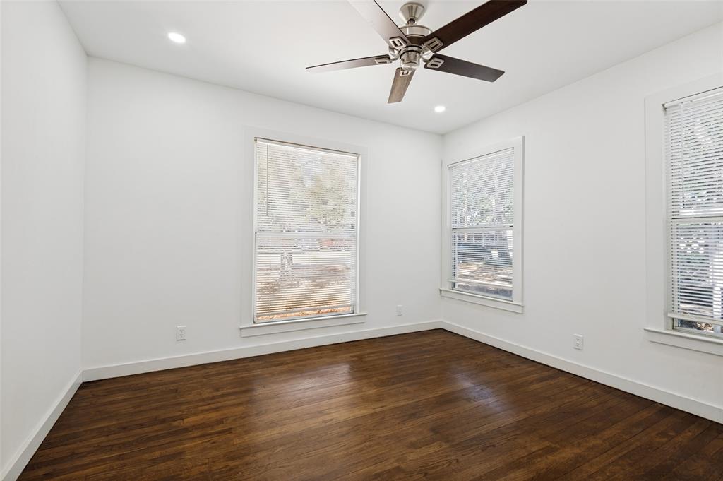 412 E 8th Street Property Photo 18