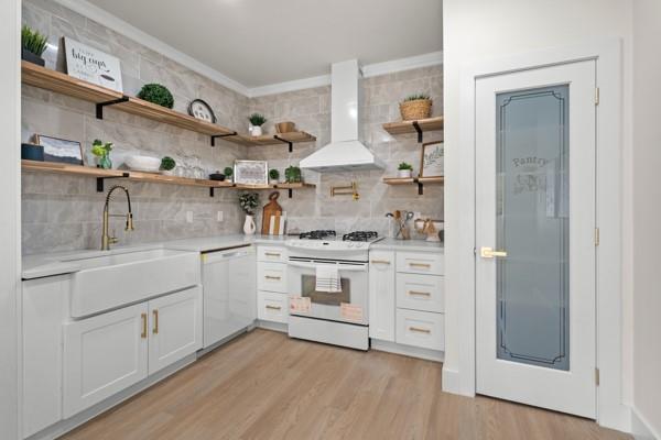 644 N Tyler Street Property Photo 6