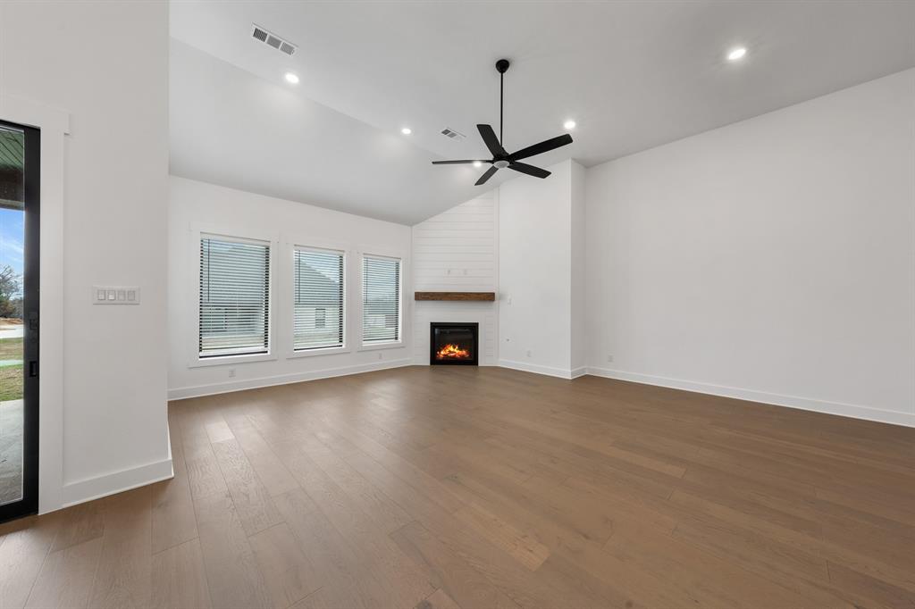 105 River Birch Drive Property Photo 7