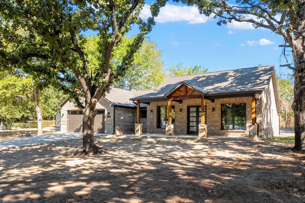 128 Autumn Wood Trail Property Photo 1