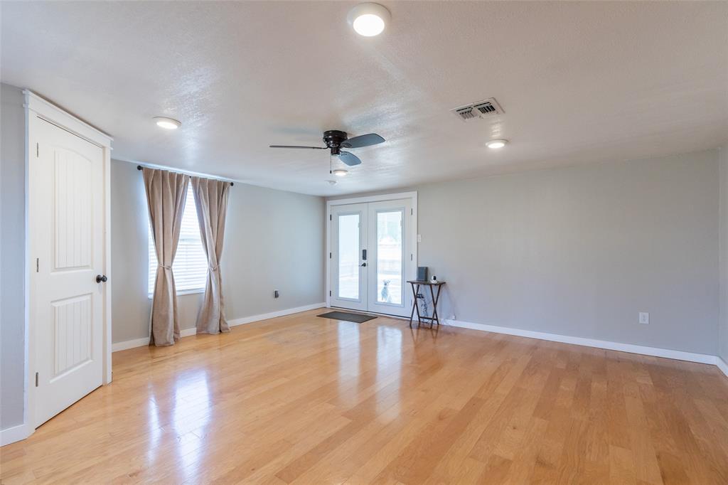 390 Mesquite Lane Property Photo 24