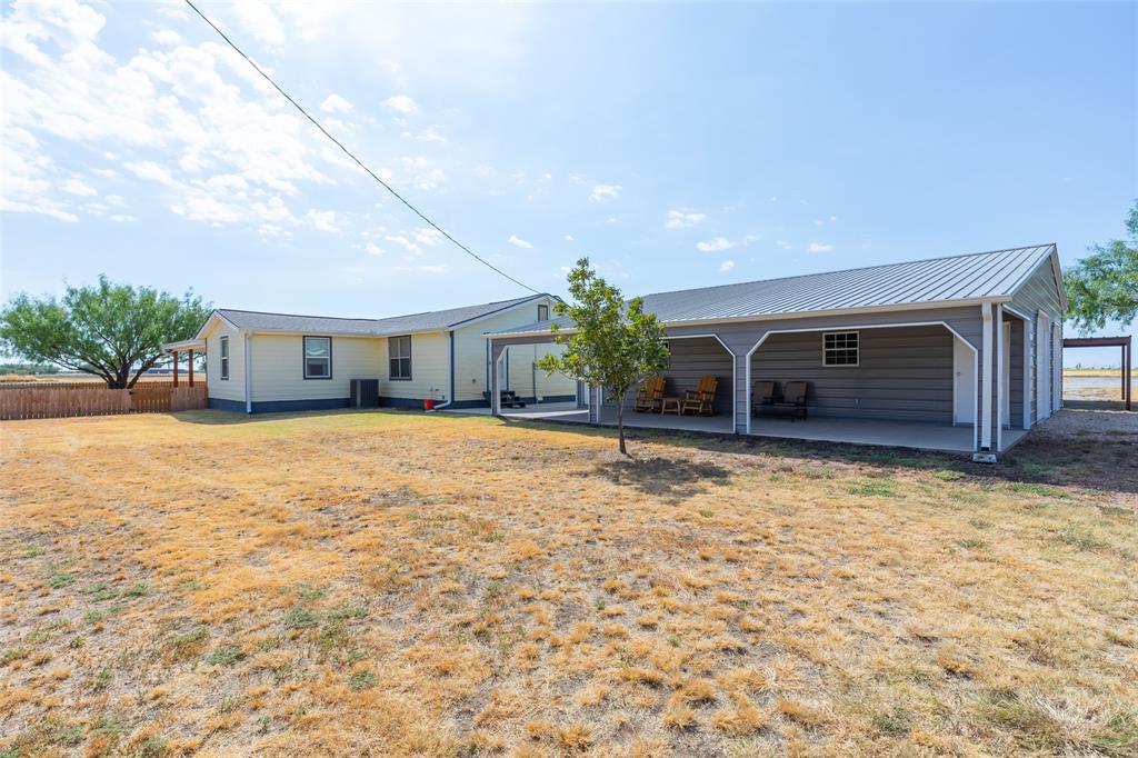 390 Mesquite Lane Property Photo 32