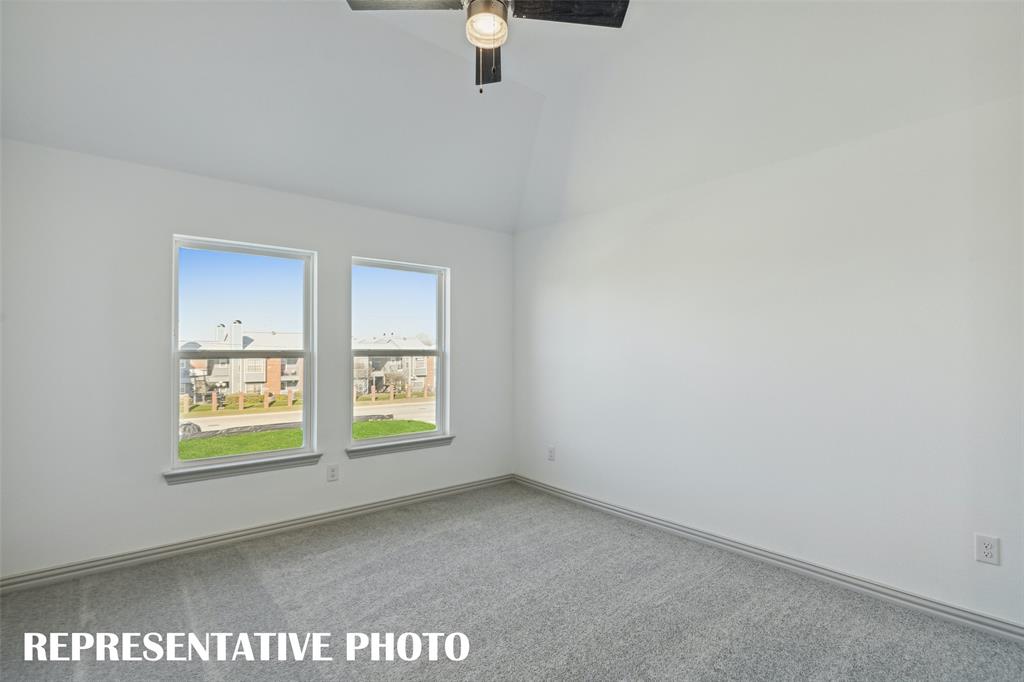 5304 Springlake Parkway Property Photo 9