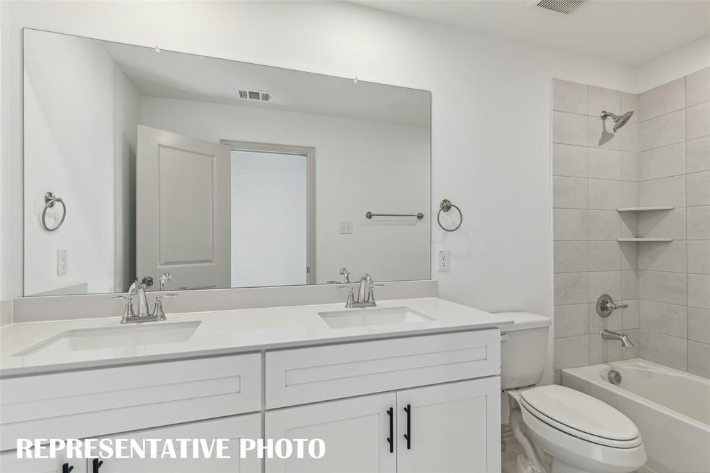 5304 Springlake Parkway Property Photo 12