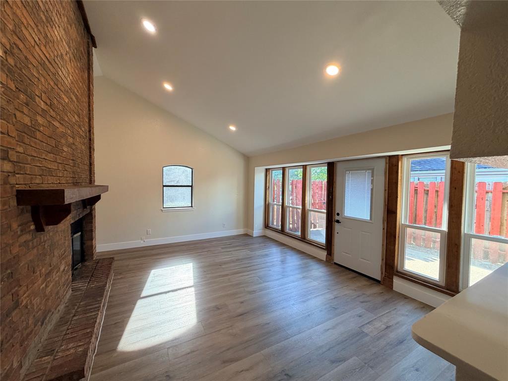2525 Shady Ridge Drive Property Photo 8