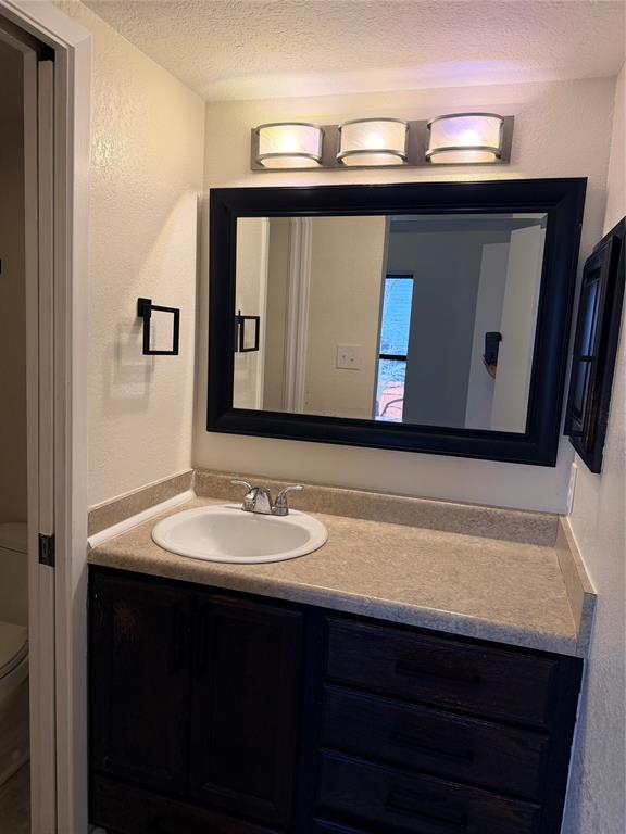 2525 Shady Ridge Drive Property Photo 14