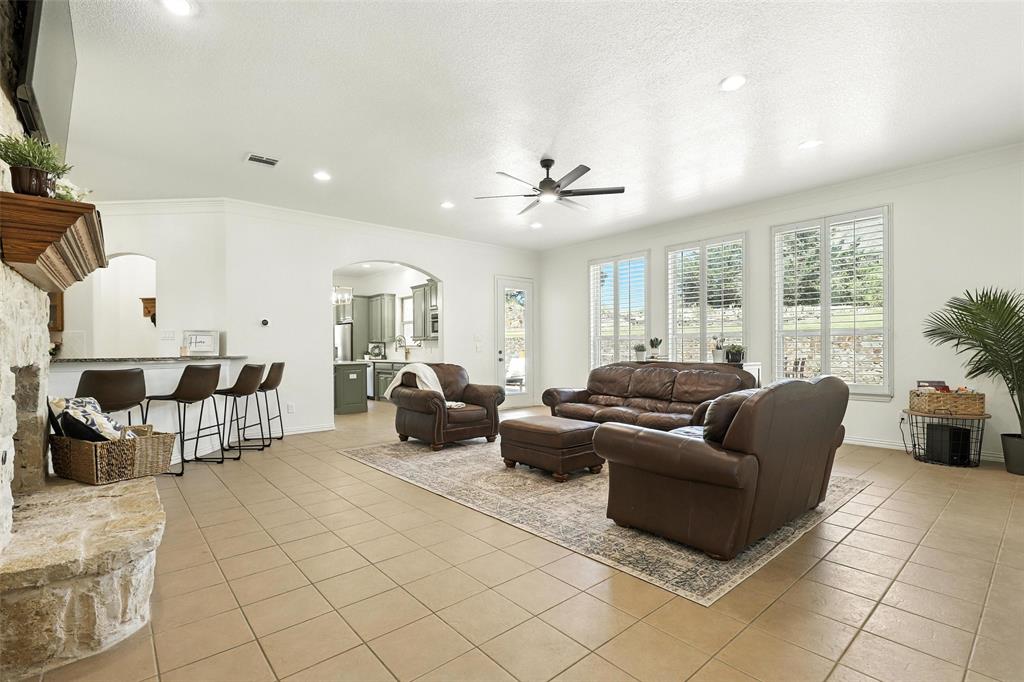 381 Creek Bend Drive Property Photo 9