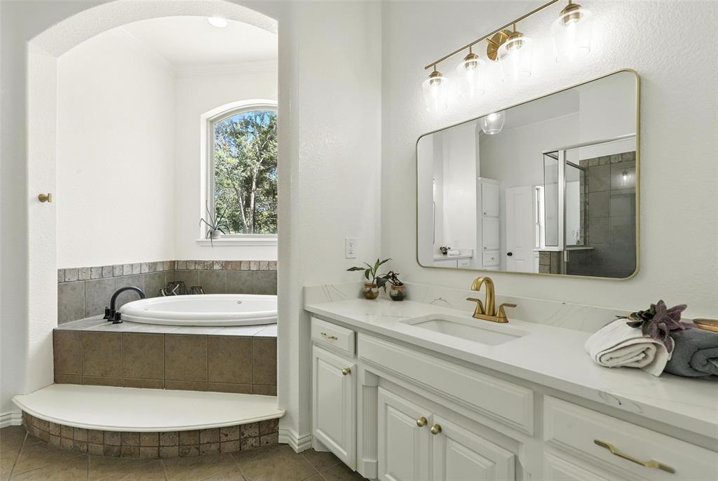 381 Creek Bend Drive Property Photo 18