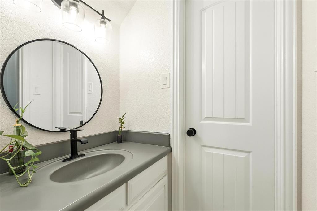 381 Creek Bend Drive Property Photo 24