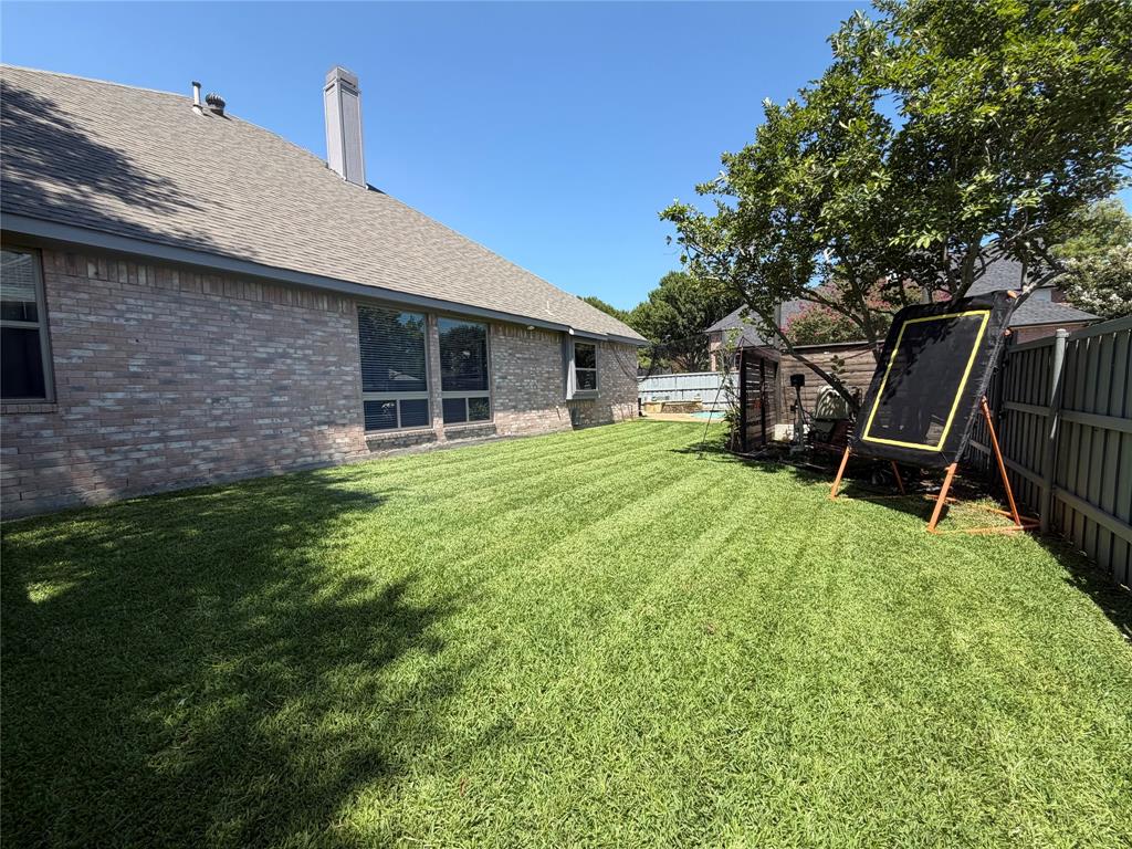 2990 Hillingdon Drive Property Photo 5