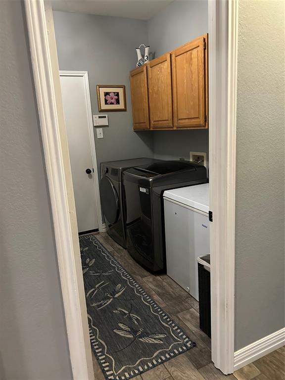 2990 Hillingdon Drive Property Photo 24