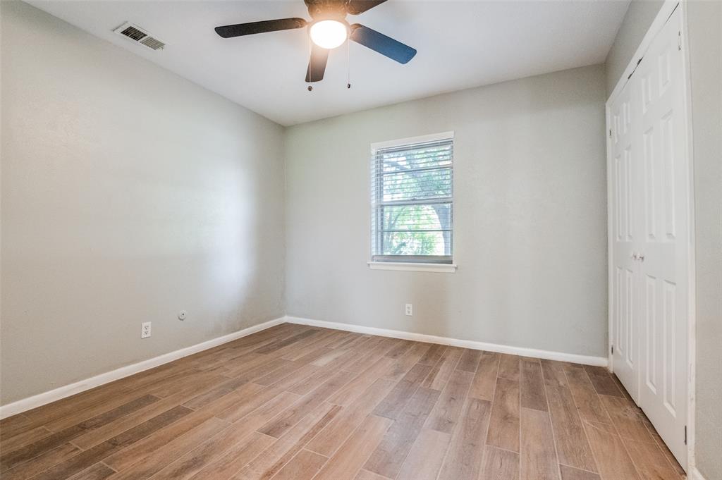1533 E Springcrest Circle Property Photo 17