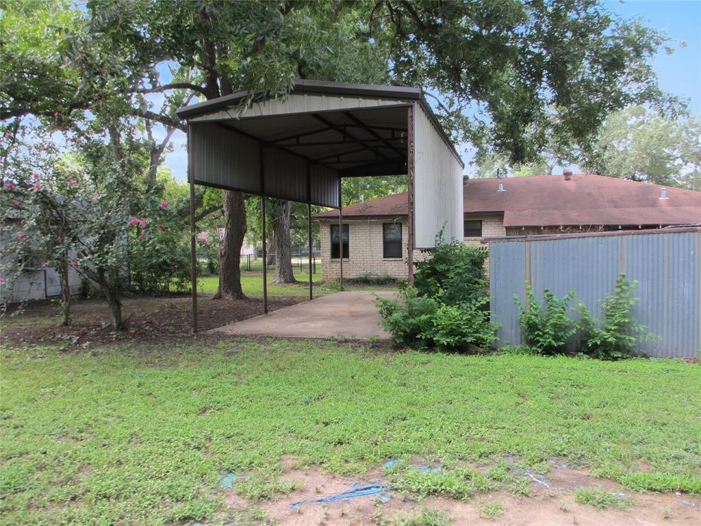 241 E Main Street Property Photo 10