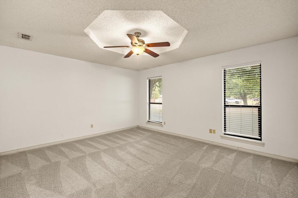 1812 N Cypress Avenue Property Photo 7