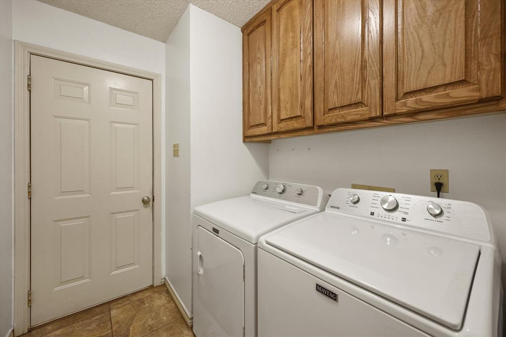 1812 N Cypress Avenue Property Photo 10