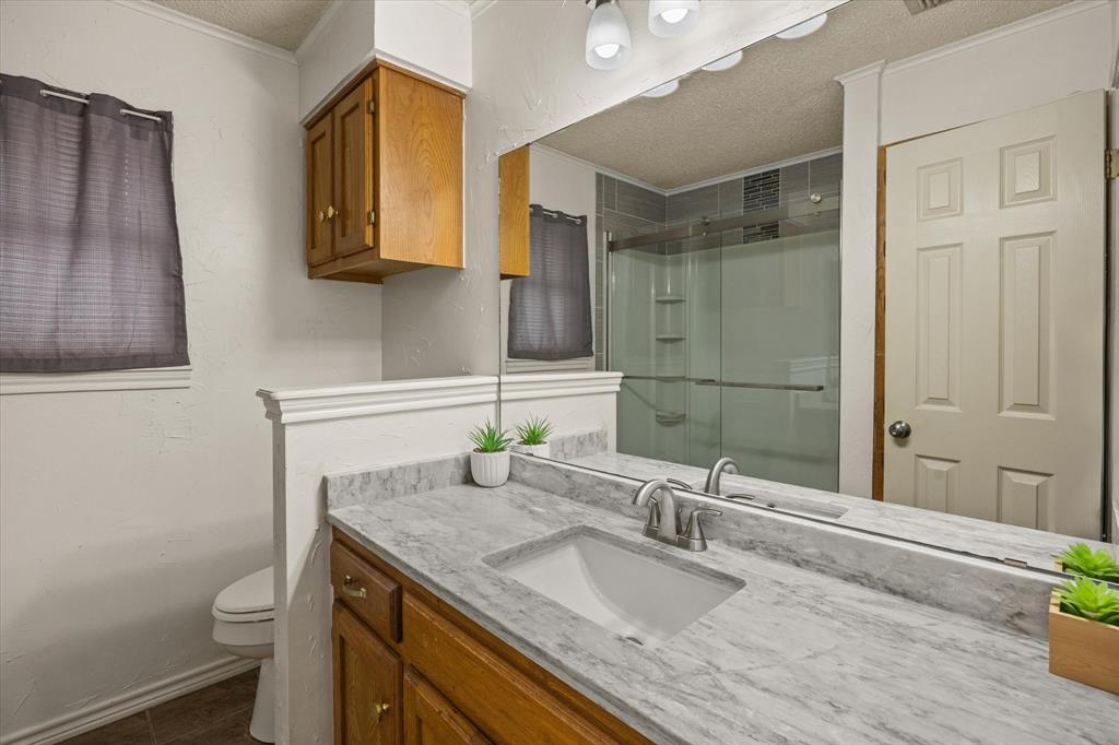1812 N Cypress Avenue Property Photo 12