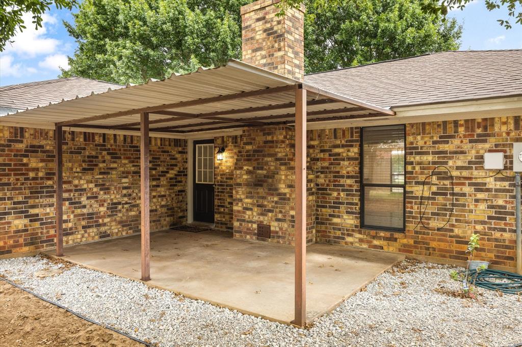 1812 N Cypress Avenue Property Photo 14