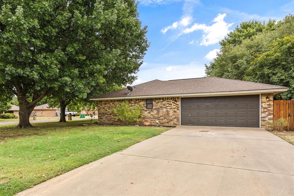 1812 N Cypress Avenue Property Photo 17