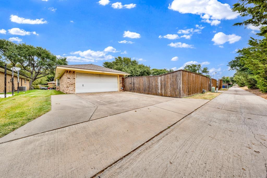 1606 Clear Point Drive Property Photo 34