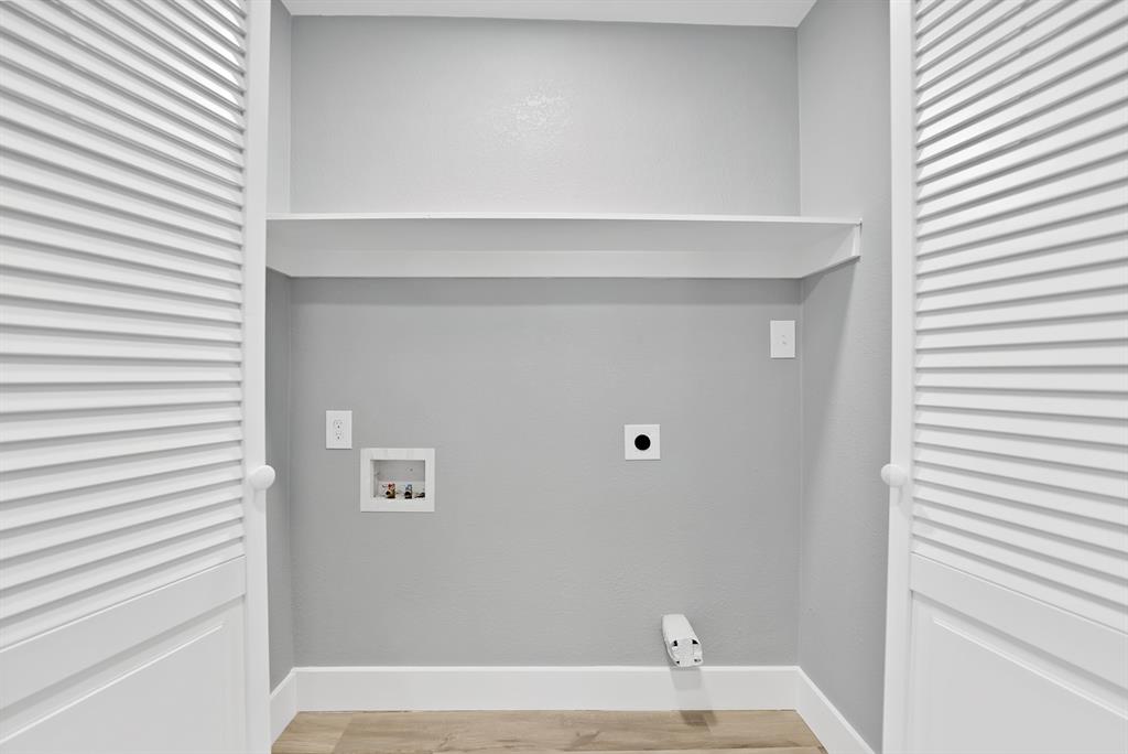 1440 Francis Lane Property Photo 24