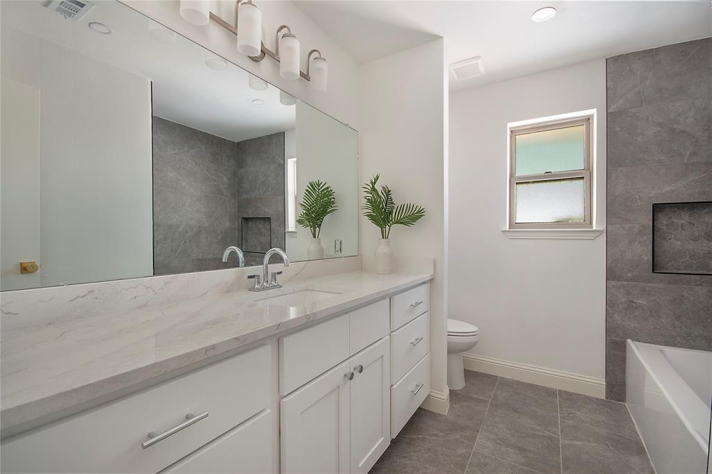 3703 Windmill Lane Property Photo 8