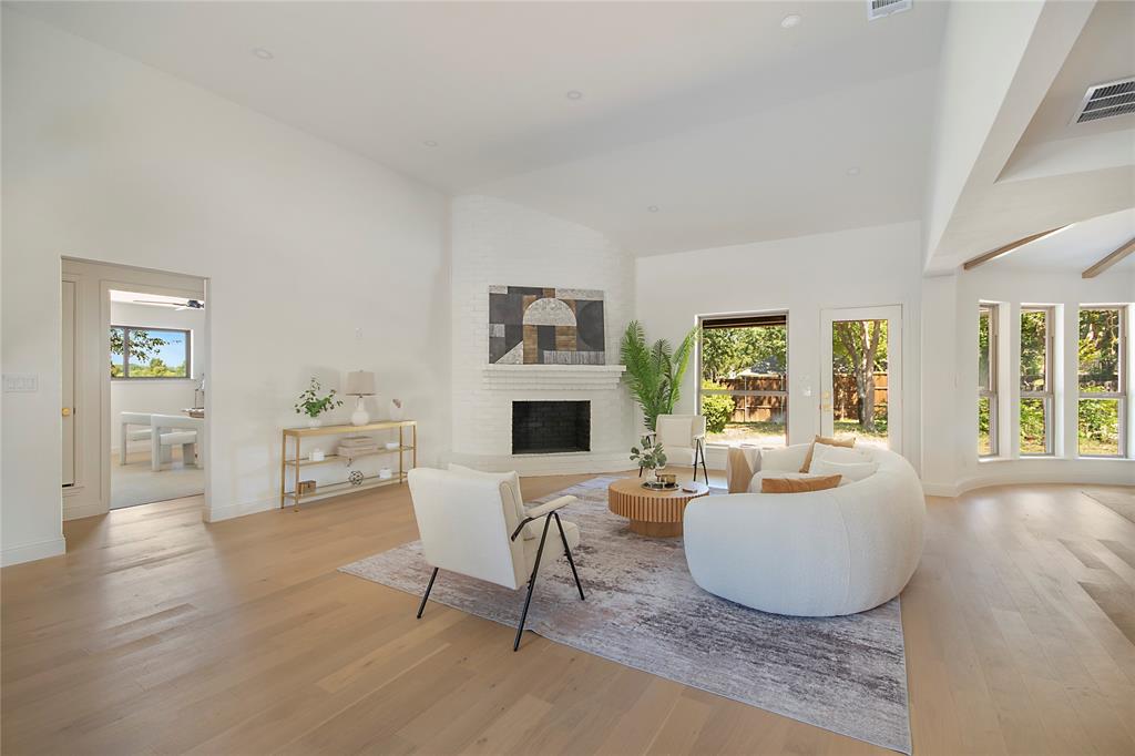 3703 Windmill Lane Property Photo 11