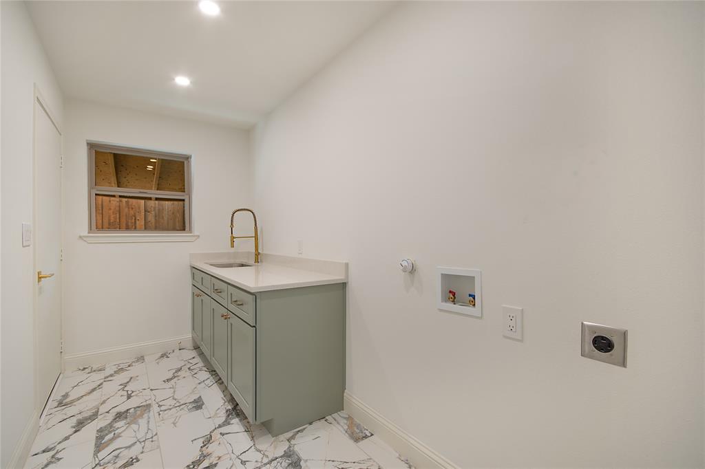 3703 Windmill Lane Property Photo 24