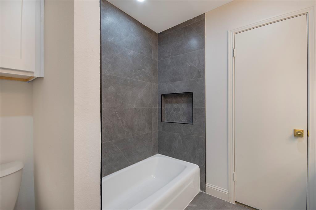 3703 Windmill Lane Property Photo 31