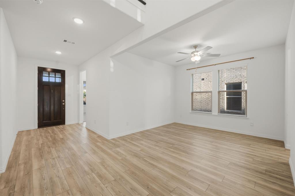 2507 Gentle Knoll Drive Property Photo 12