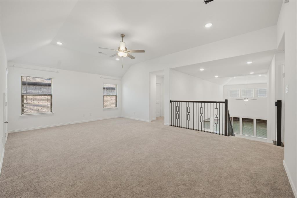 2507 Gentle Knoll Drive Property Photo 14
