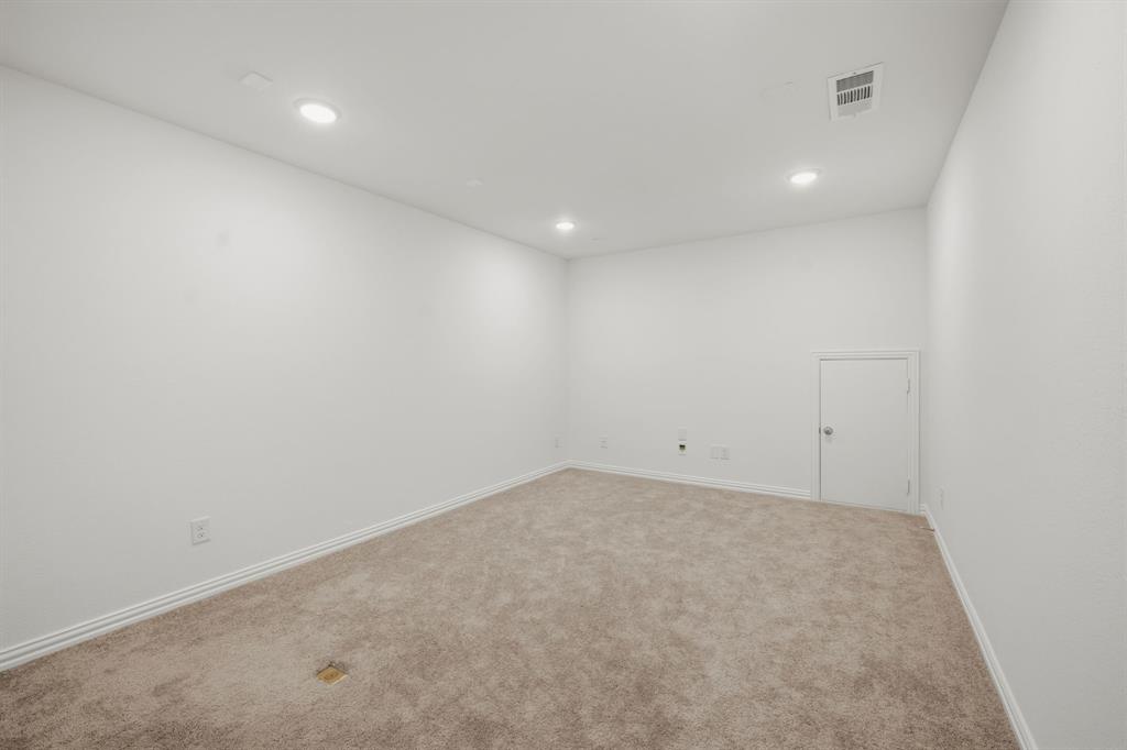 2507 Gentle Knoll Drive Property Photo 15