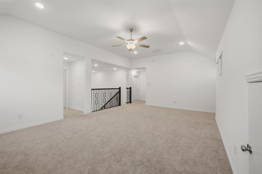 2507 Gentle Knoll Drive Property Photo 16
