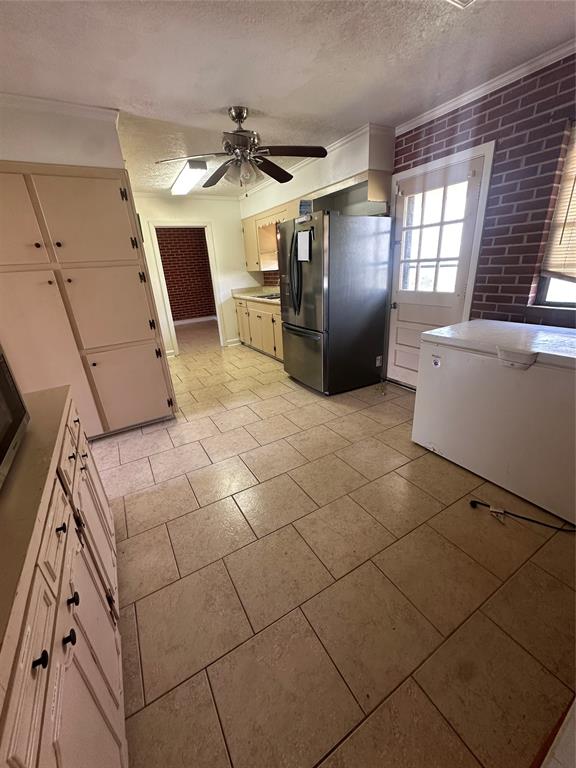 2741 Mill Street Property Photo 9