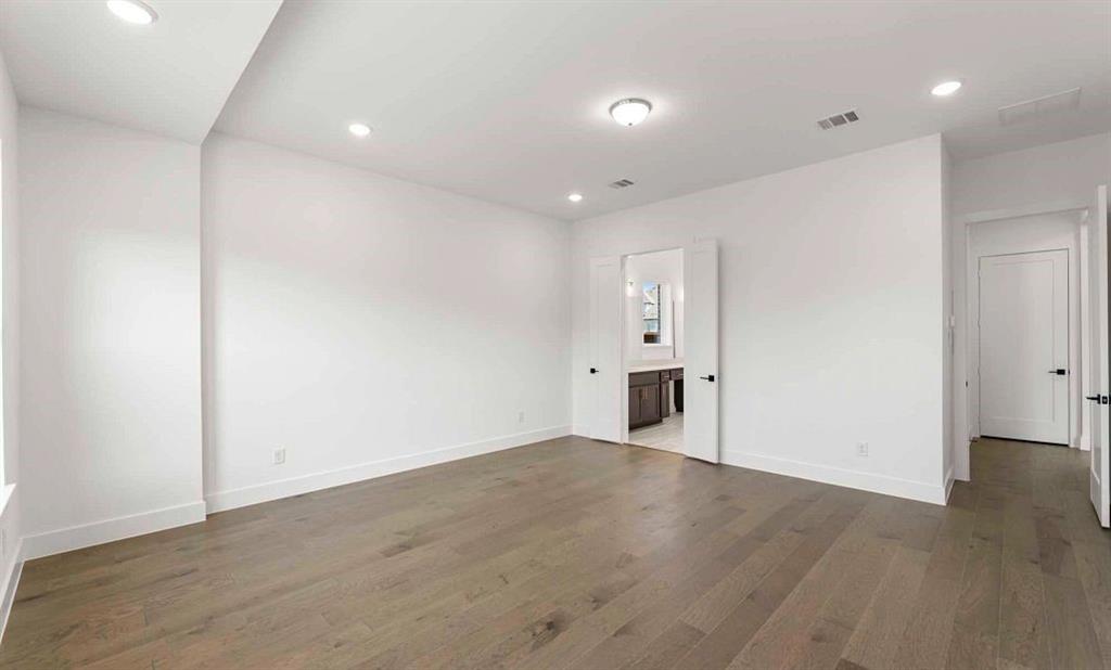 2216 Switchgrass Drive Property Photo 15