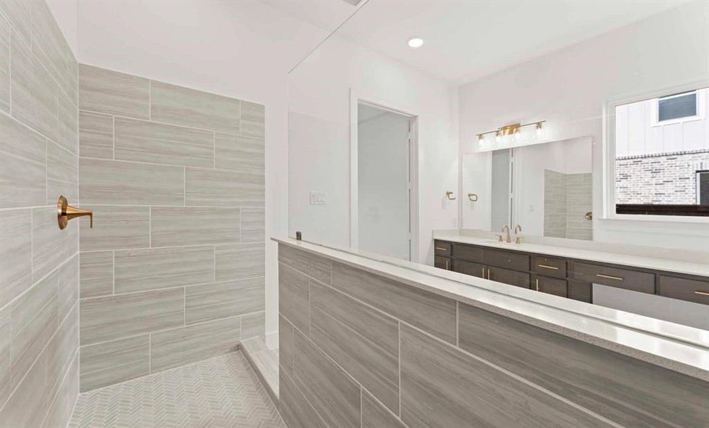 2216 Switchgrass Drive Property Photo 18