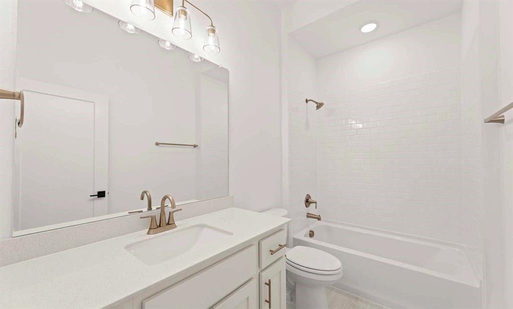 2216 Switchgrass Drive Property Photo 32