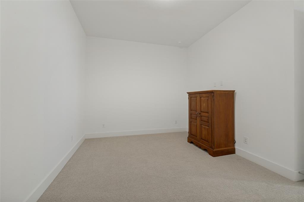 1316 Buttercup Avenue Property Photo 11