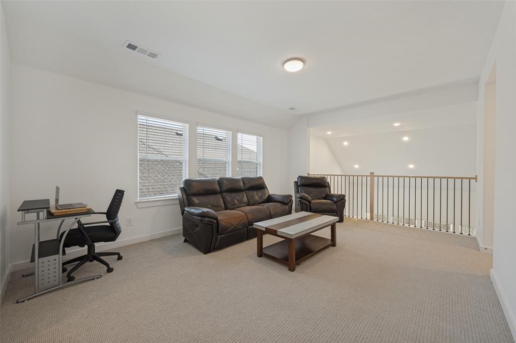 1316 Buttercup Avenue Property Photo 18