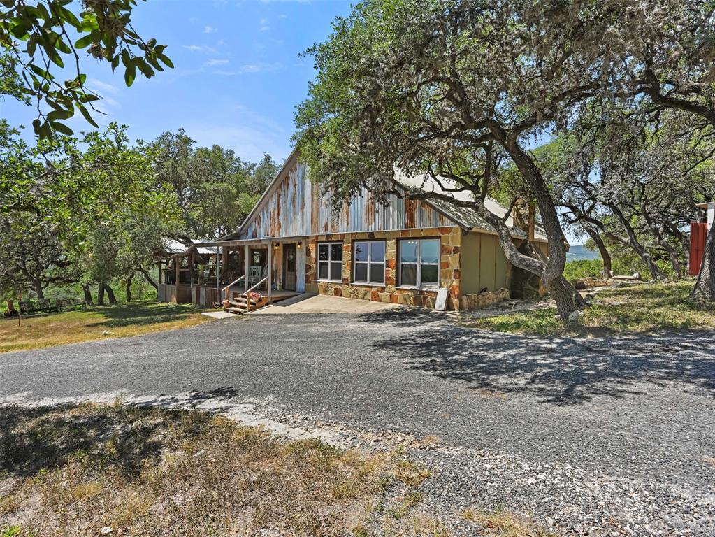 1850 W Ranch Road 337 Property Photo 1