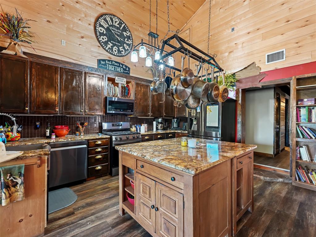 1850 W Ranch Road 337 Property Photo 4