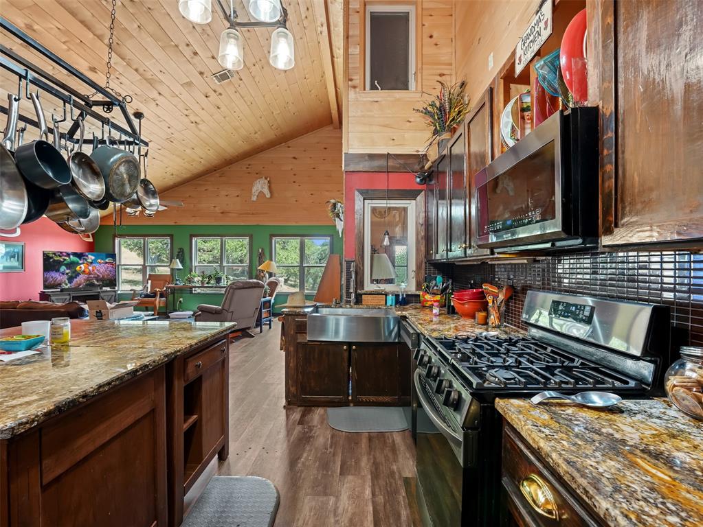 1850 W Ranch Road 337 Property Photo 6