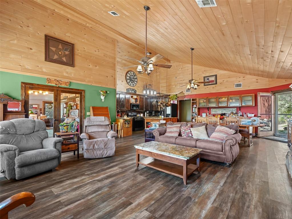 1850 W Ranch Road 337 Property Photo 10